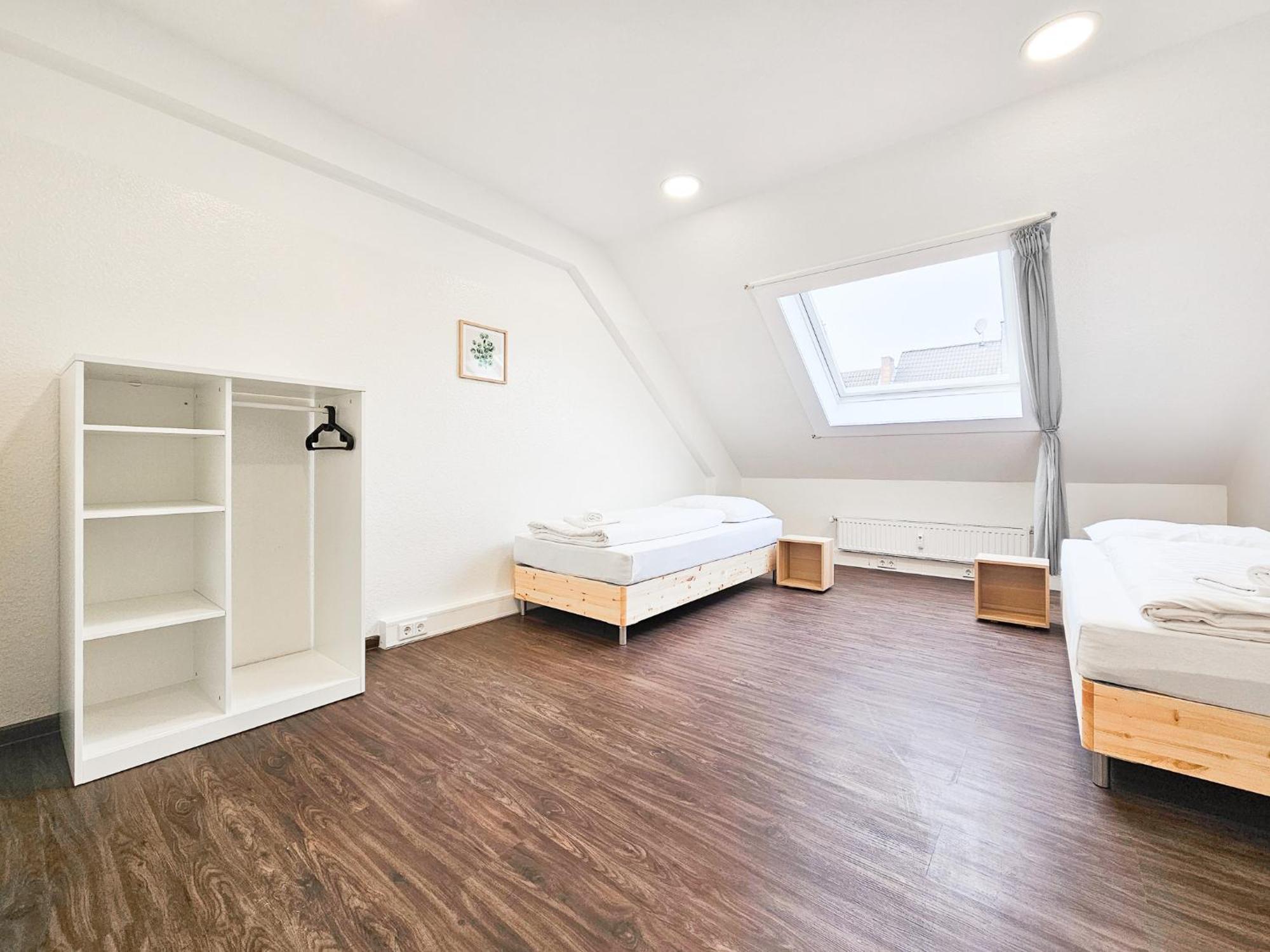 Raj Living - City Center Apartments With 5 Rooms - 10 Min Messe Dus Dusseldorf Luaran gambar