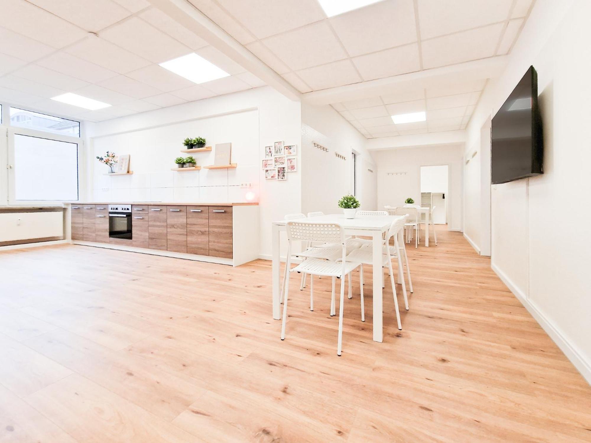 Raj Living - City Center Apartments With 5 Rooms - 10 Min Messe Dus Dusseldorf Luaran gambar