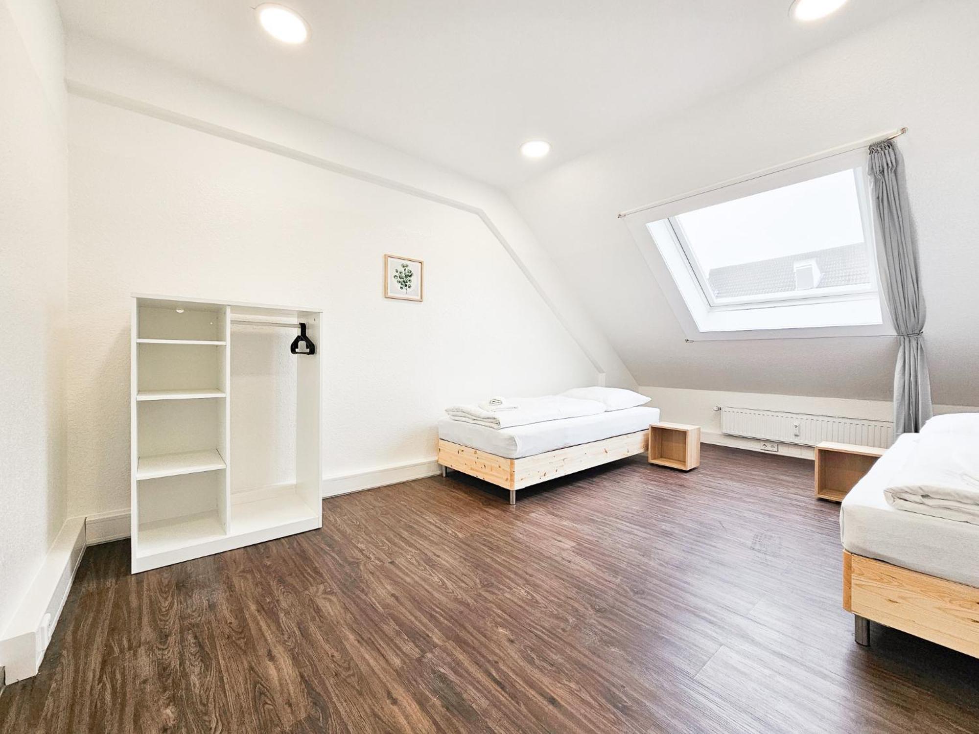 Raj Living - City Center Apartments With 5 Rooms - 10 Min Messe Dus Dusseldorf Luaran gambar