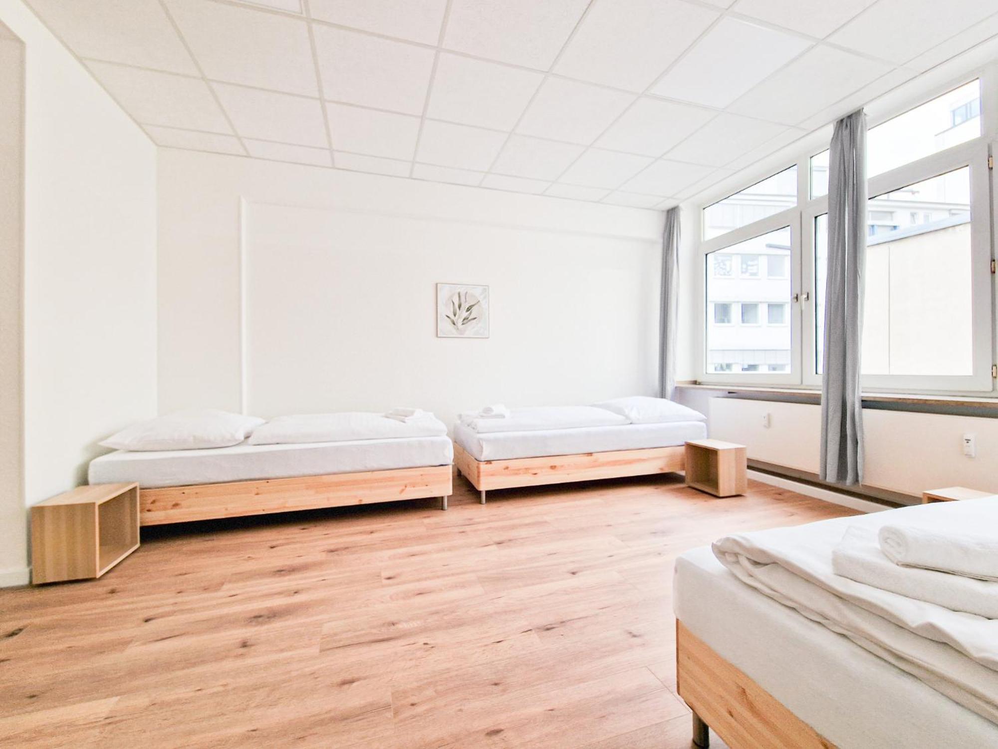 Raj Living - City Center Apartments With 5 Rooms - 10 Min Messe Dus Dusseldorf Luaran gambar