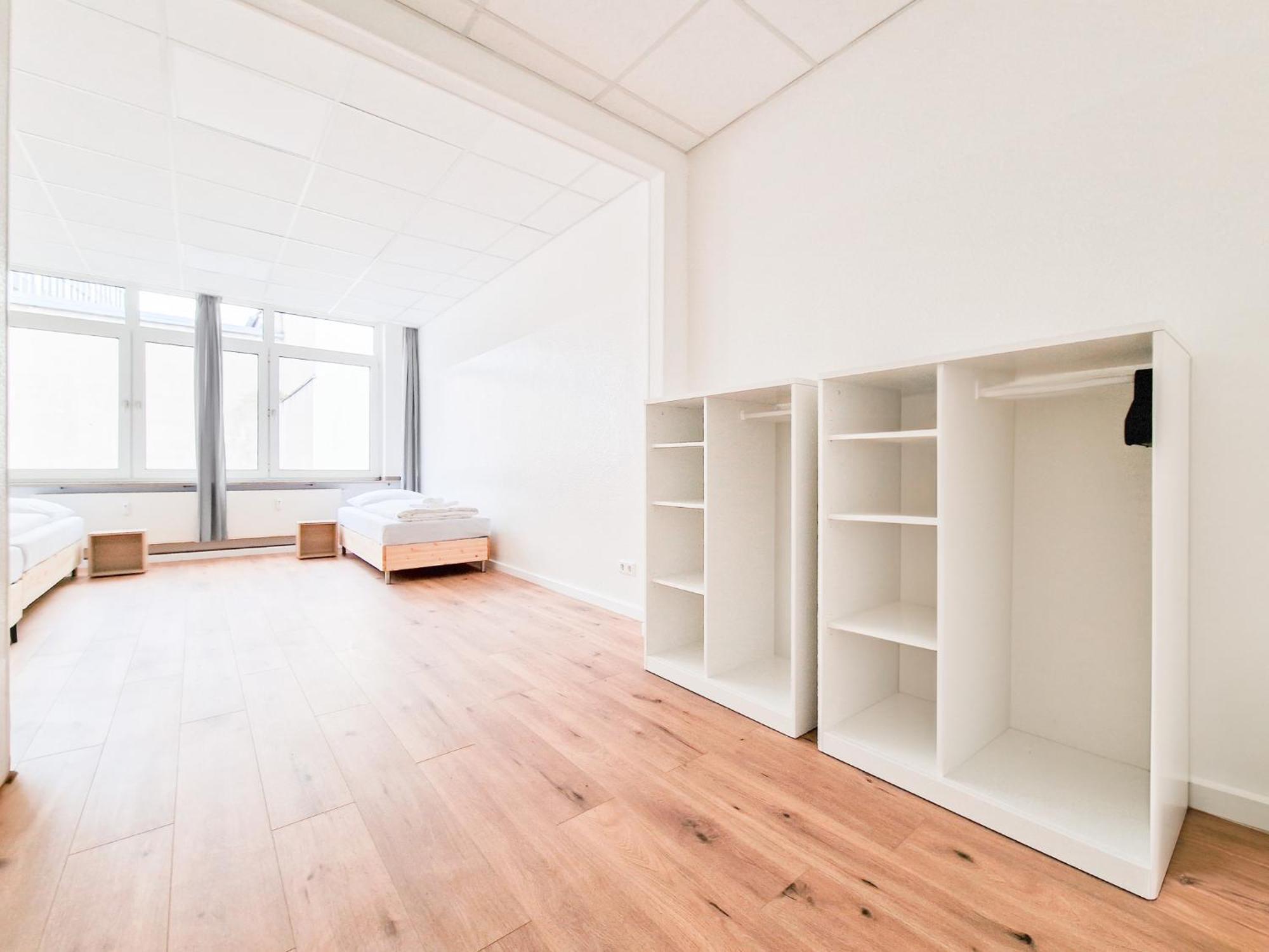 Raj Living - City Center Apartments With 5 Rooms - 10 Min Messe Dus Dusseldorf Luaran gambar
